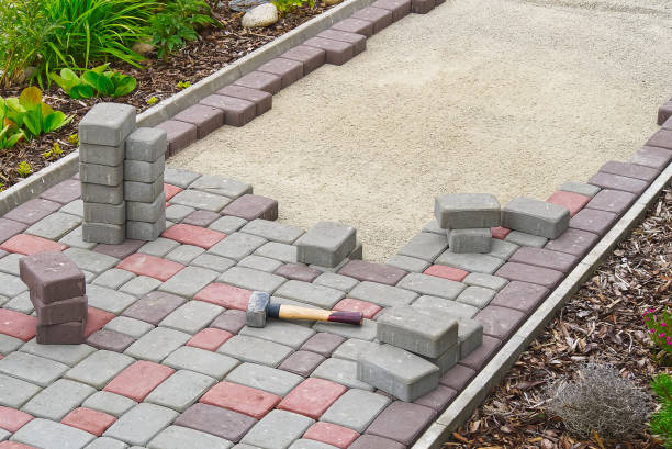 Best Residential Driveway Paver Services  in Geneseo, IL